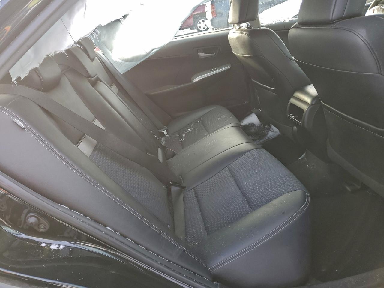 2014 TOYOTA CAMRY L photo 10