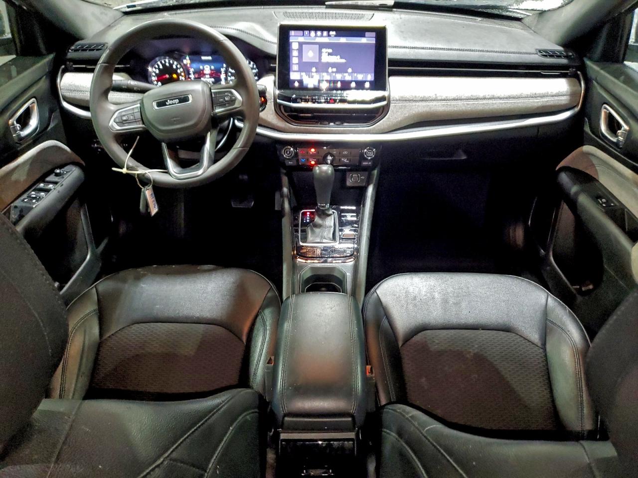 2024 JEEP COMPASS LATITUDE photo 8