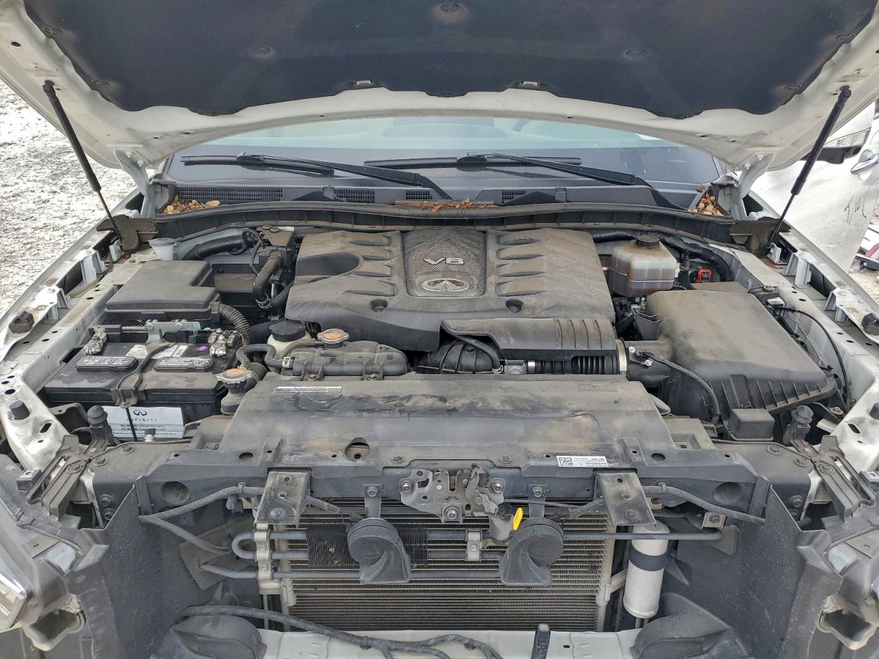2022 INFINITI QX80 LUXE photo 12
