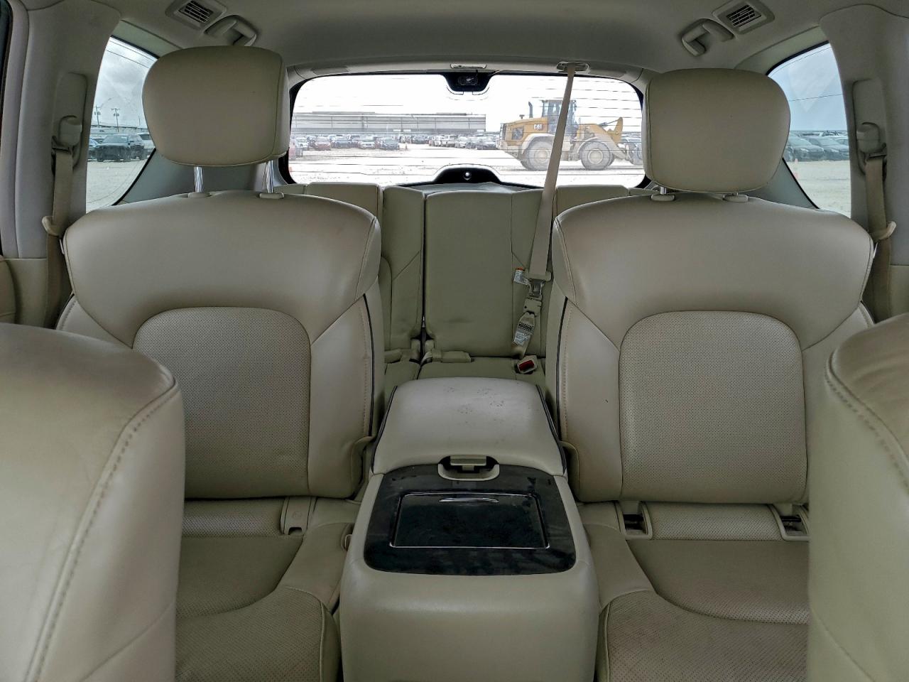 2022 INFINITI QX80 LUXE photo 10
