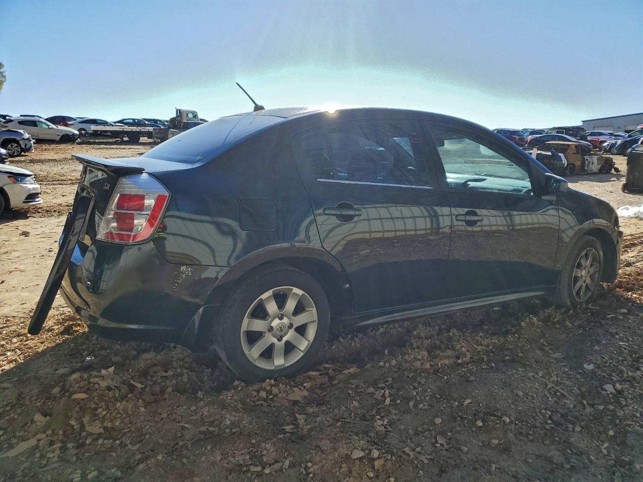 2011 NISSAN SENTRA 2.0 photo 3