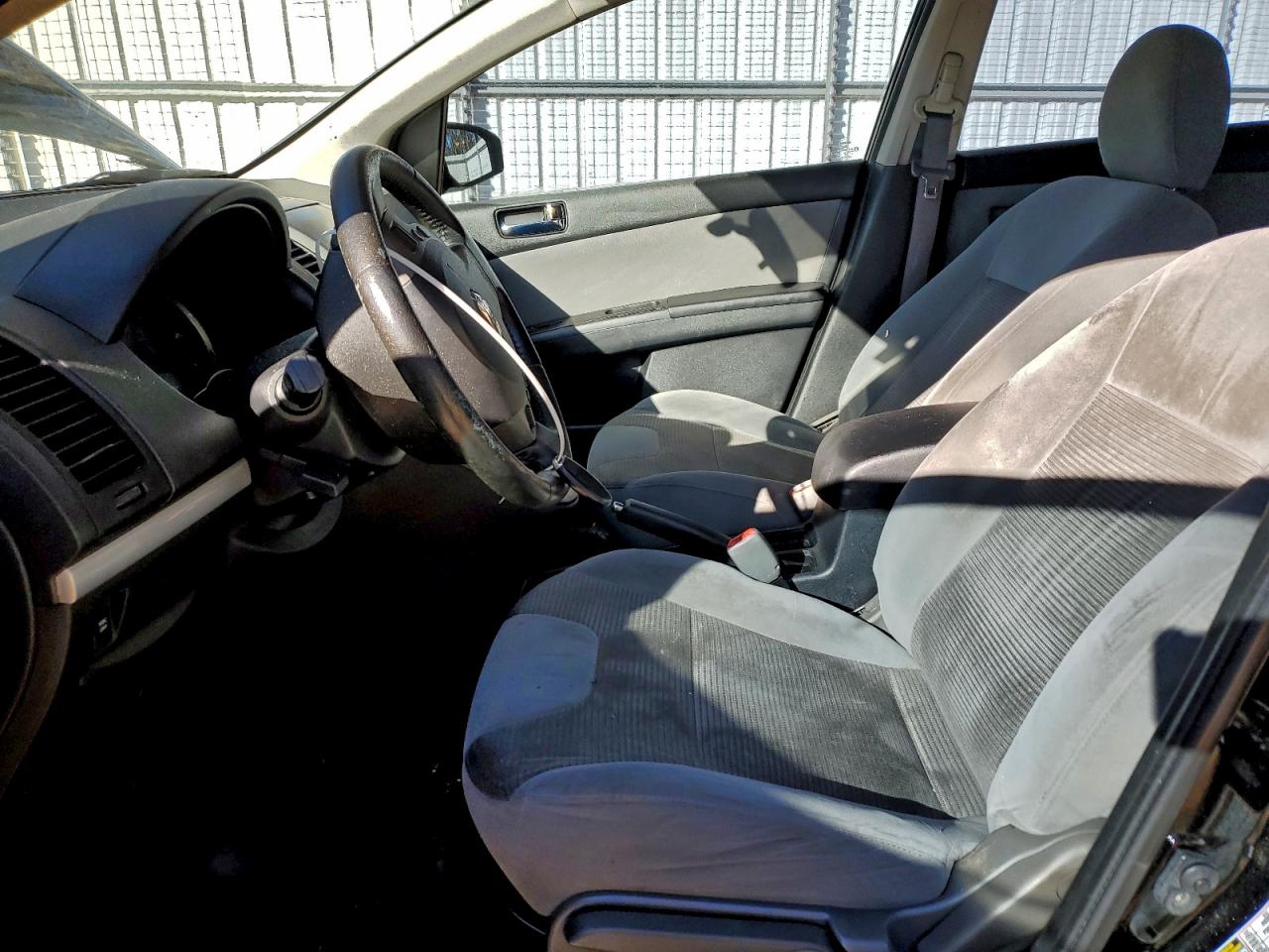 2011 NISSAN SENTRA 2.0 photo 7
