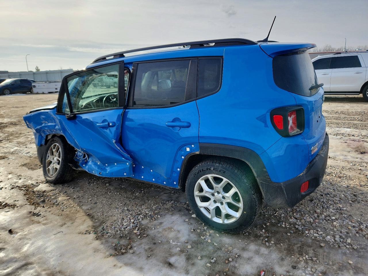 2015 JEEP RENEGADE LATITUDE photo 2