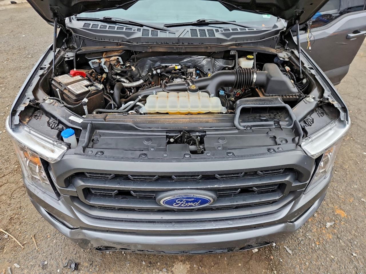 2023 FORD F150 SUPERCREW photo 11