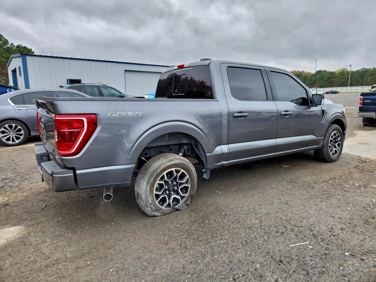 2023 FORD F150 SUPERCREW photo 3