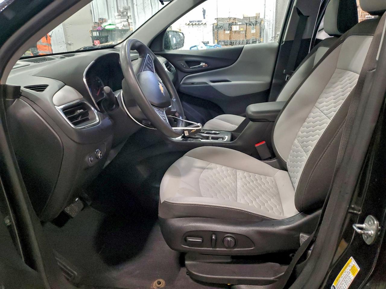 2020 CHEVROLET EQUINOX LS photo 7