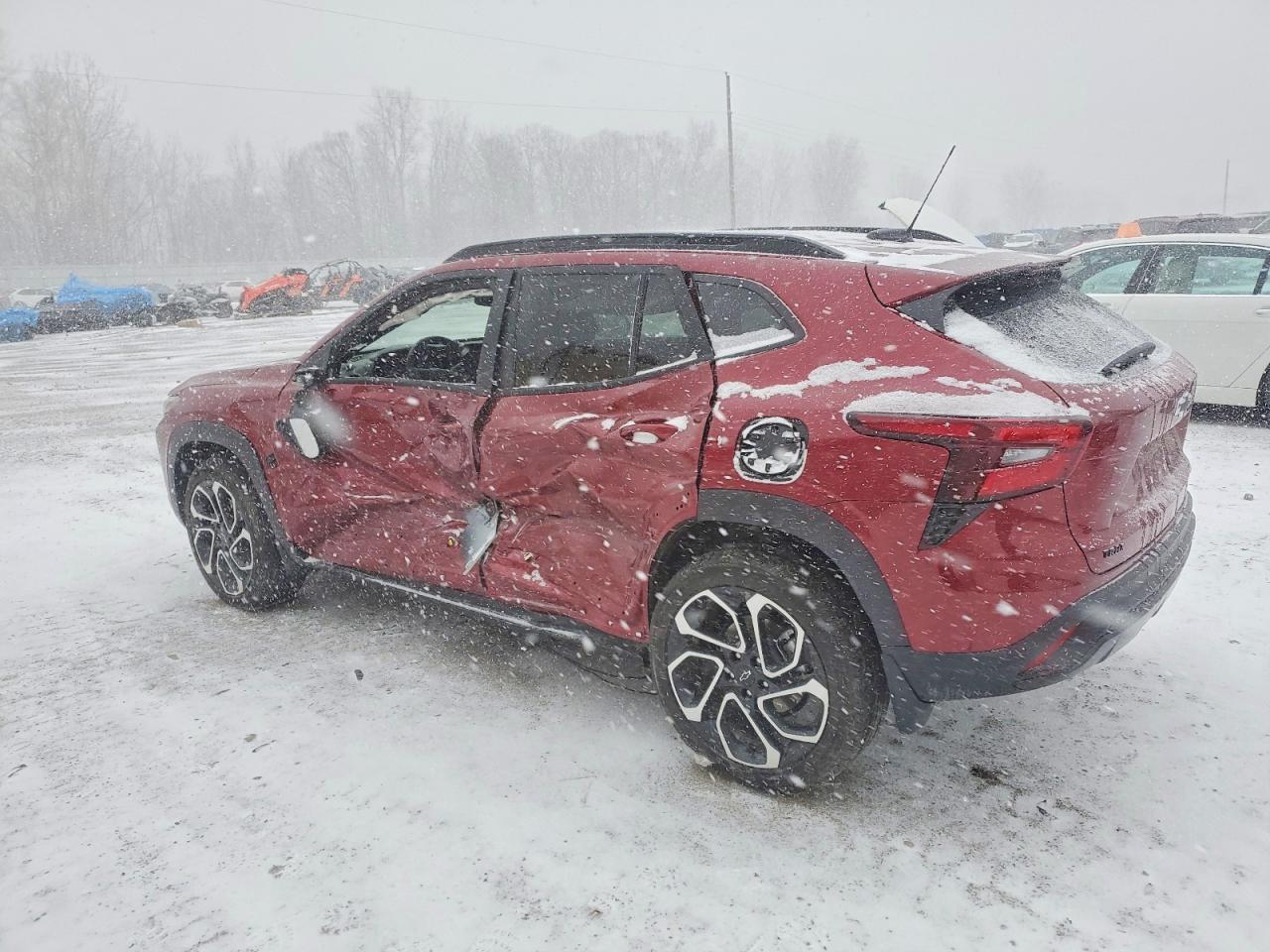 2025 CHEVROLET TRAX 2RS photo 2