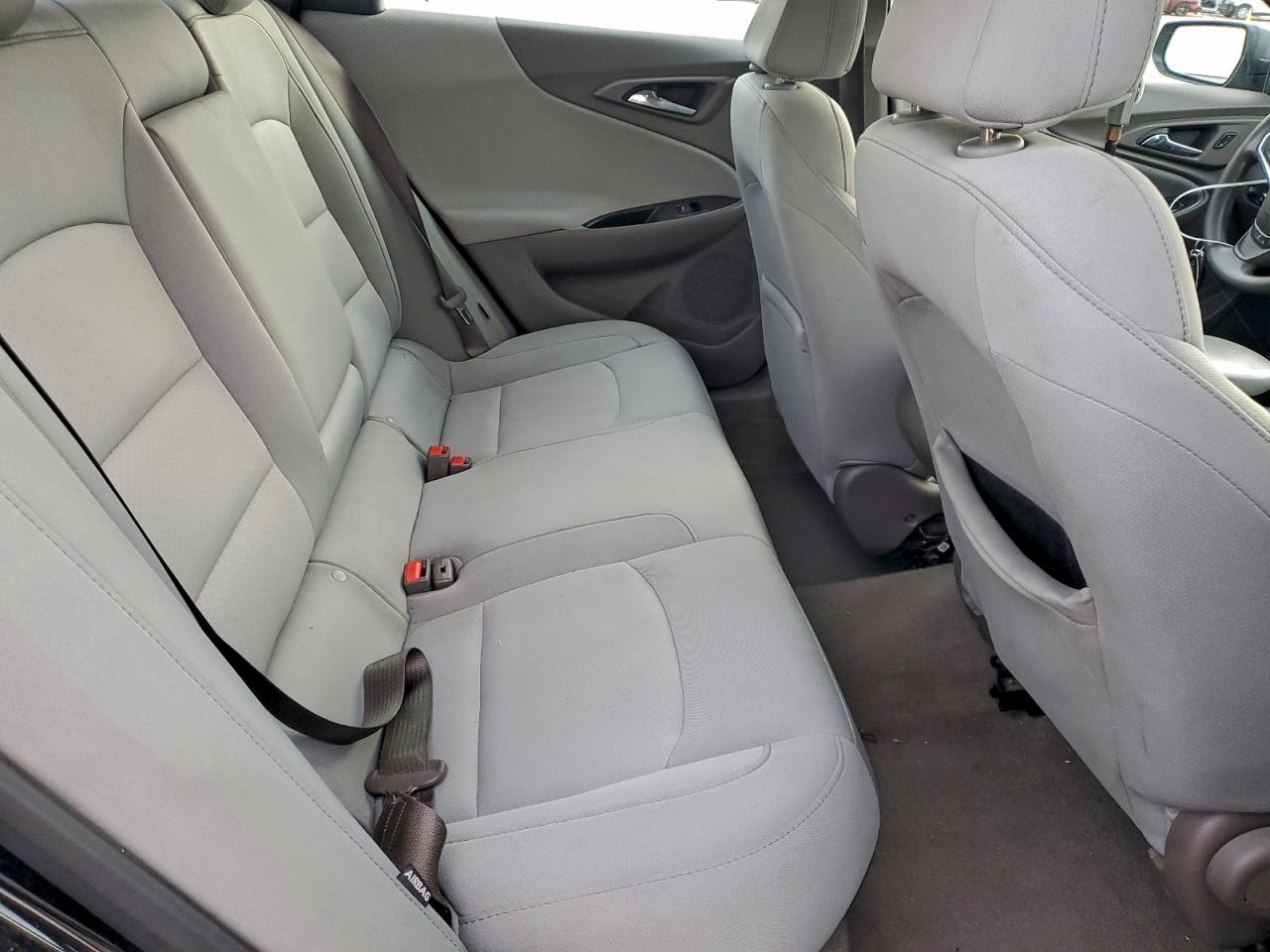 2017 CHEVROLET MALIBU LS photo 10