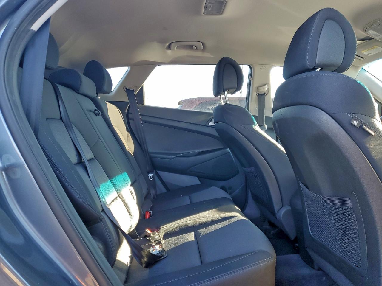 2017 HYUNDAI TUCSON SE photo 11