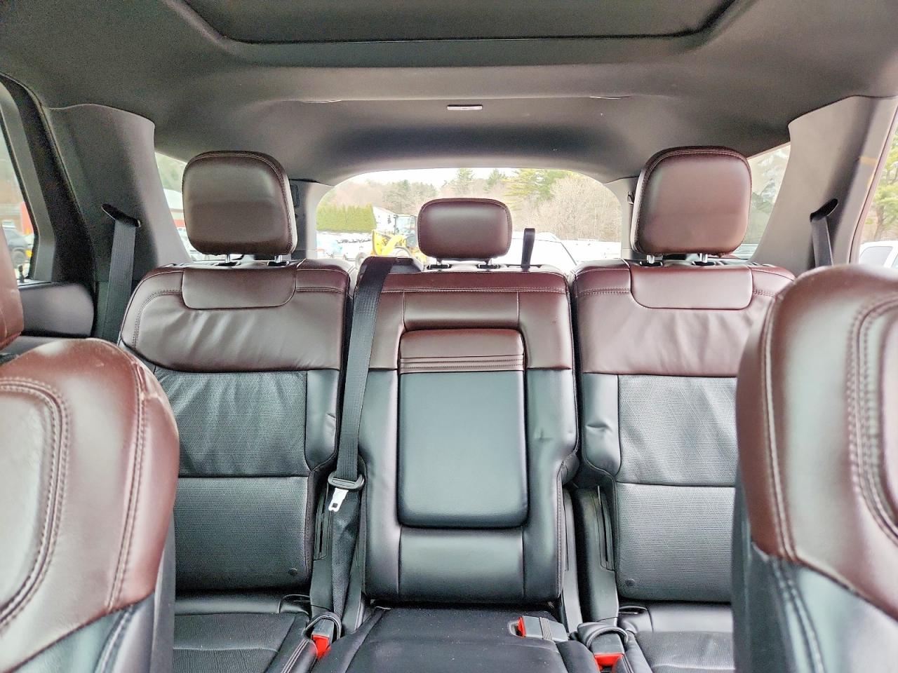 2020 FORD EXPLORER PLATINUM photo 10