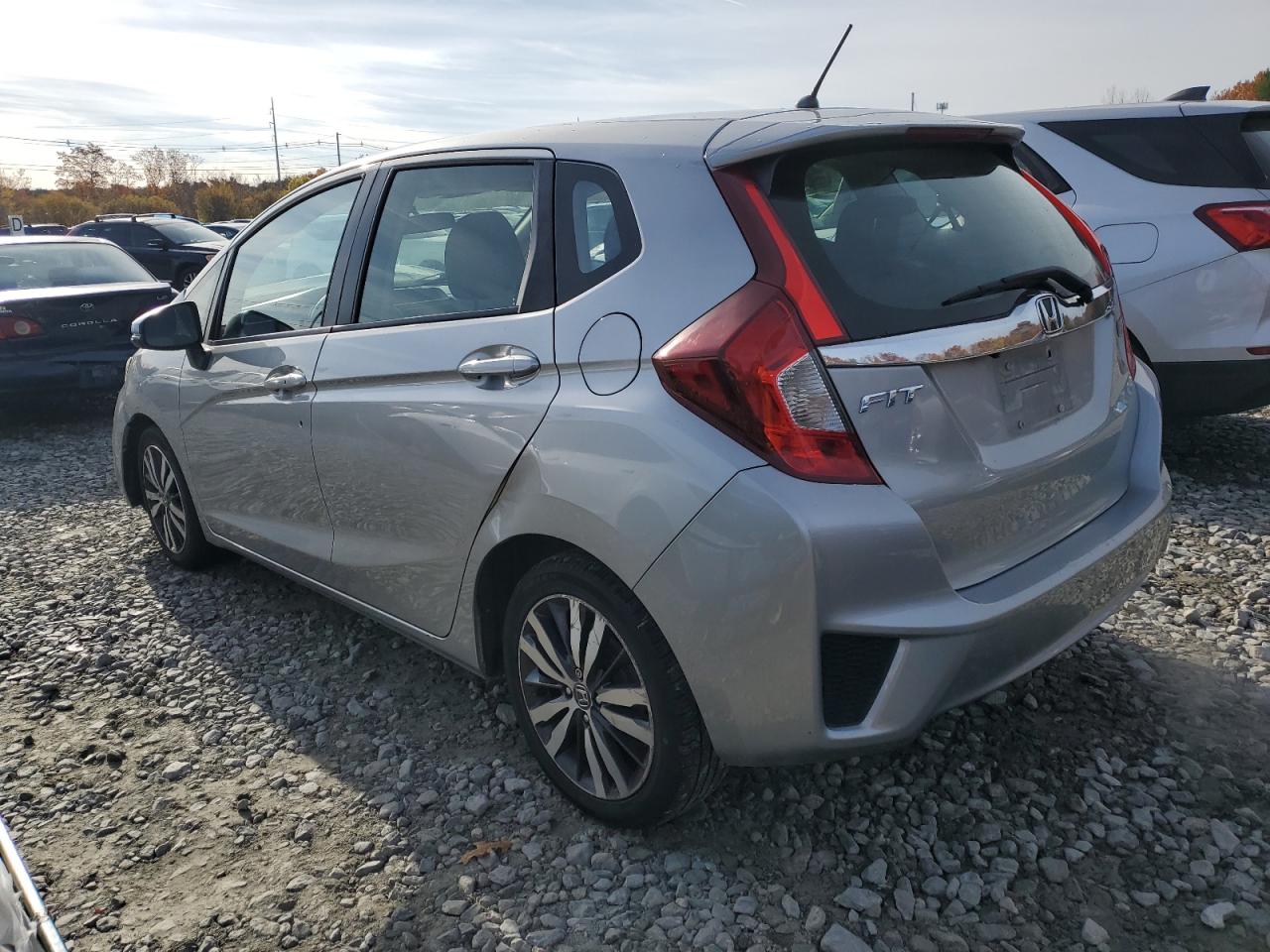 2017 HONDA FIT EX photo 2