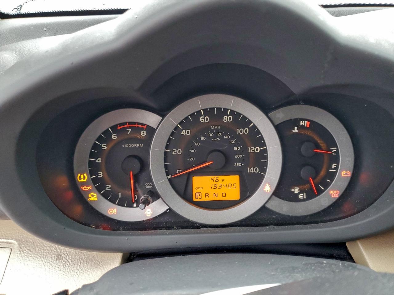 2012 TOYOTA RAV4 photo 9