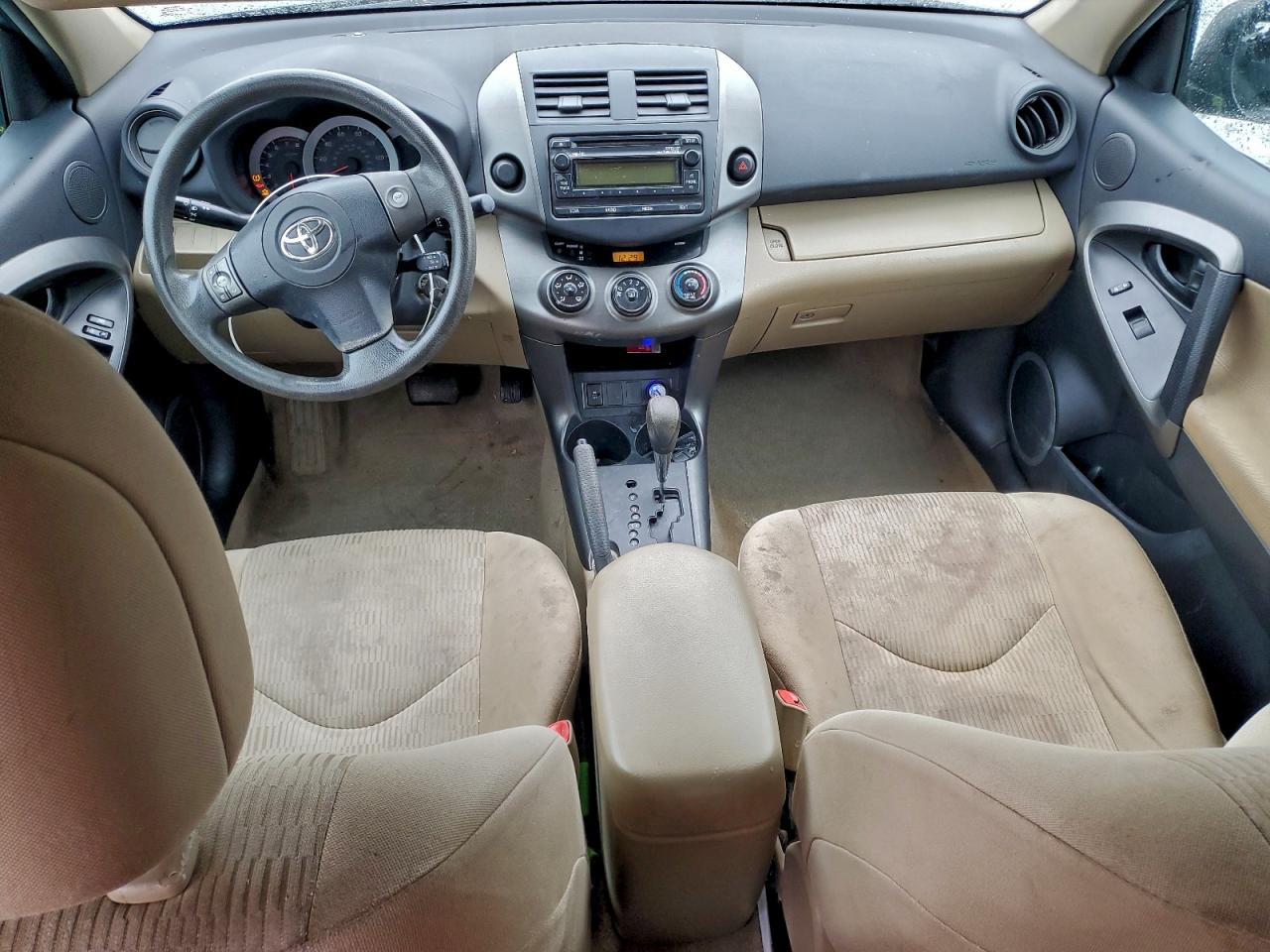 2012 TOYOTA RAV4 photo 8