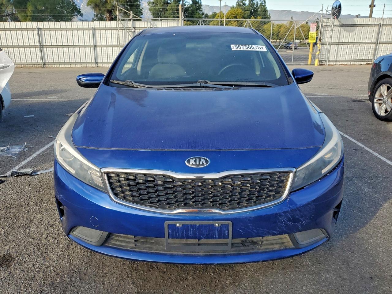 2017 KIA FORTE LX photo 5