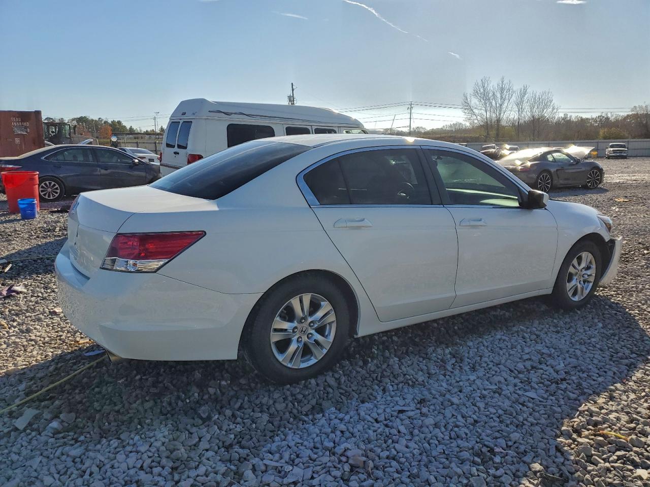 2010 HONDA ACCORD LXP photo 3