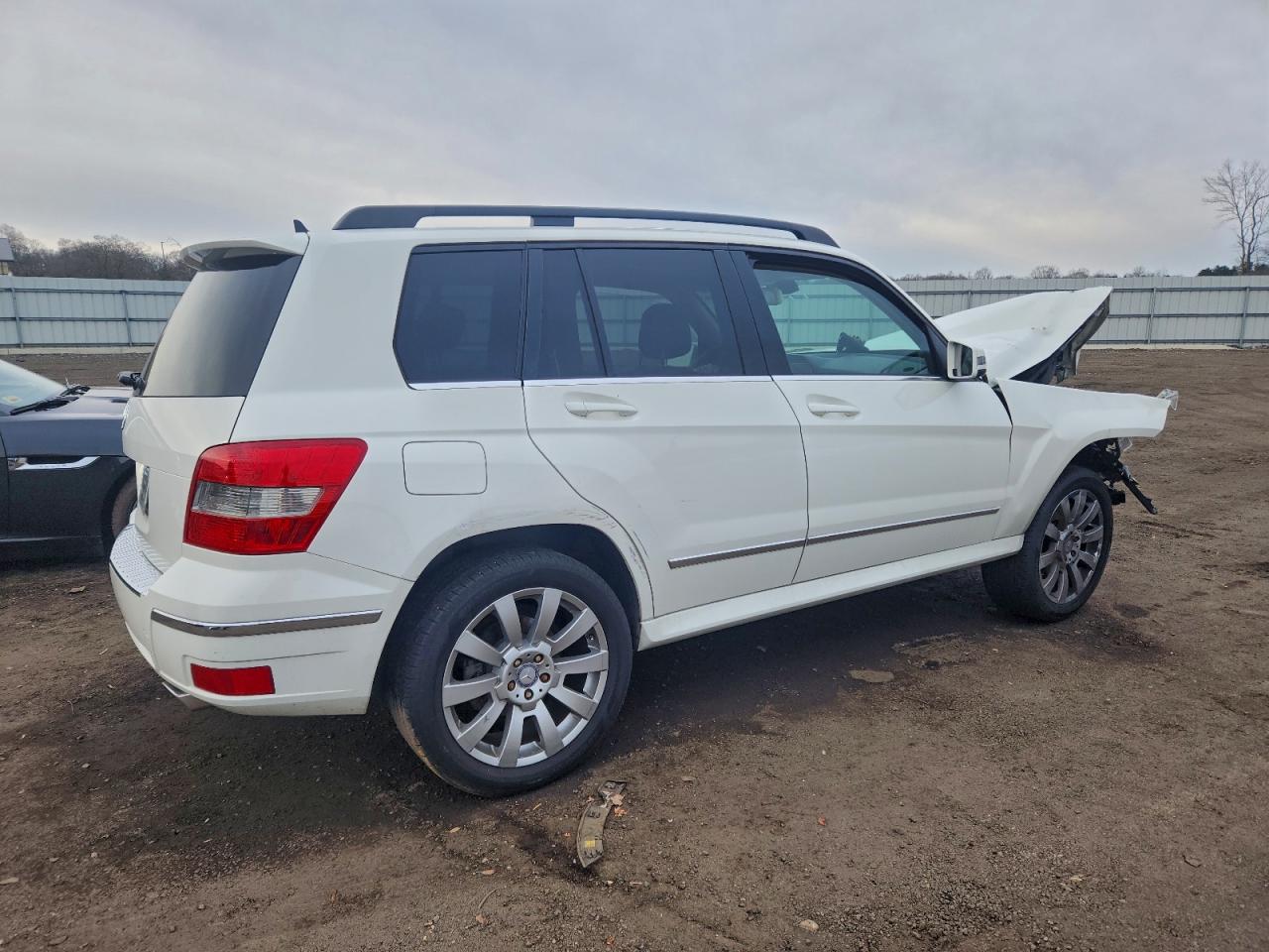 2012 MERCEDES-BENZ GLK 350 photo 3