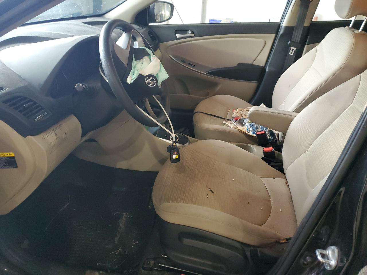 2017 HYUNDAI ACCENT SE photo 7