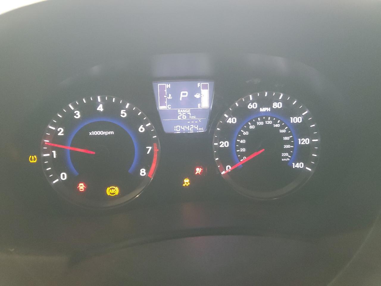 2017 HYUNDAI ACCENT SE photo 9