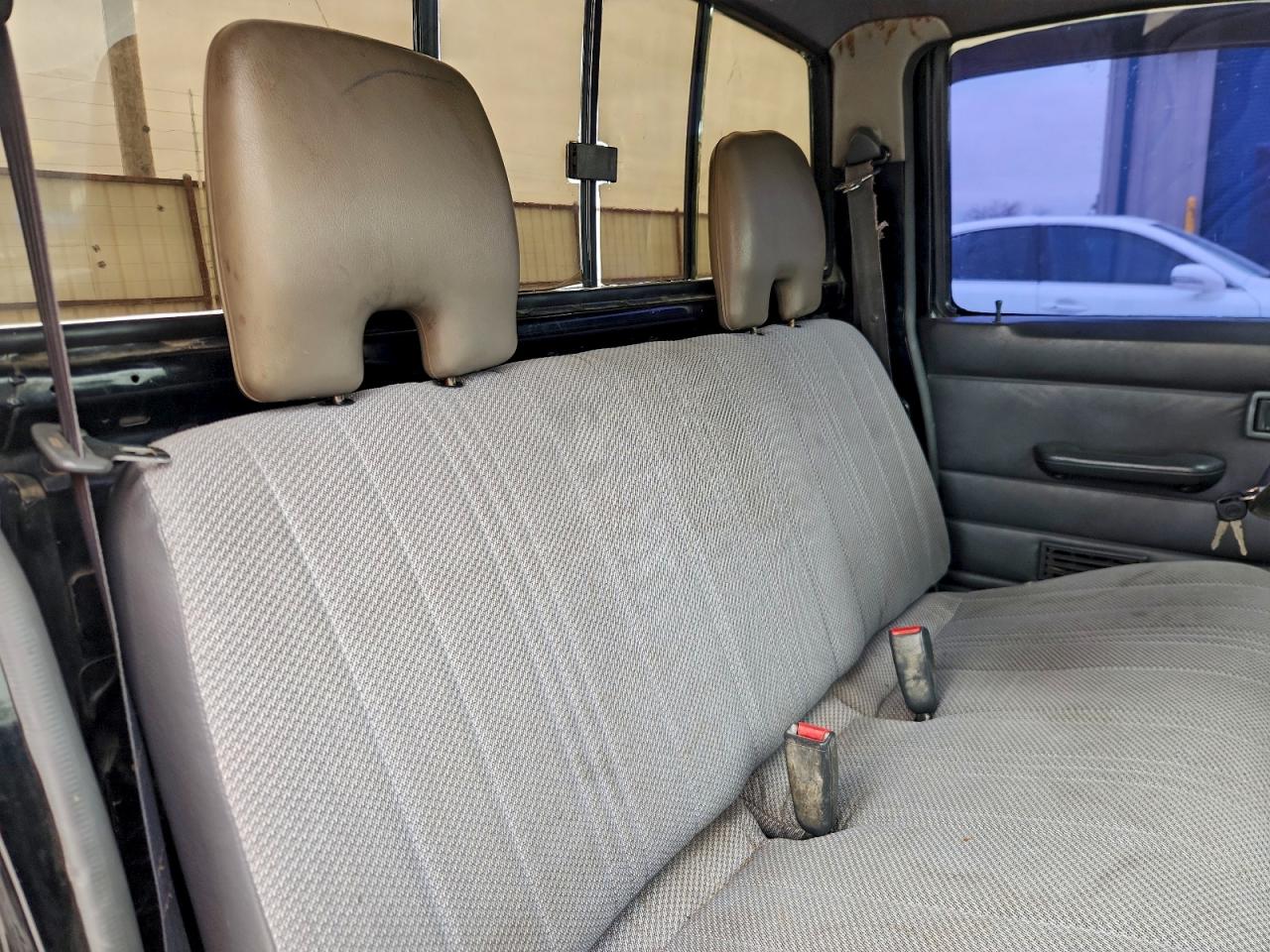 1997 NISSAN TRUCK BASE photo 10