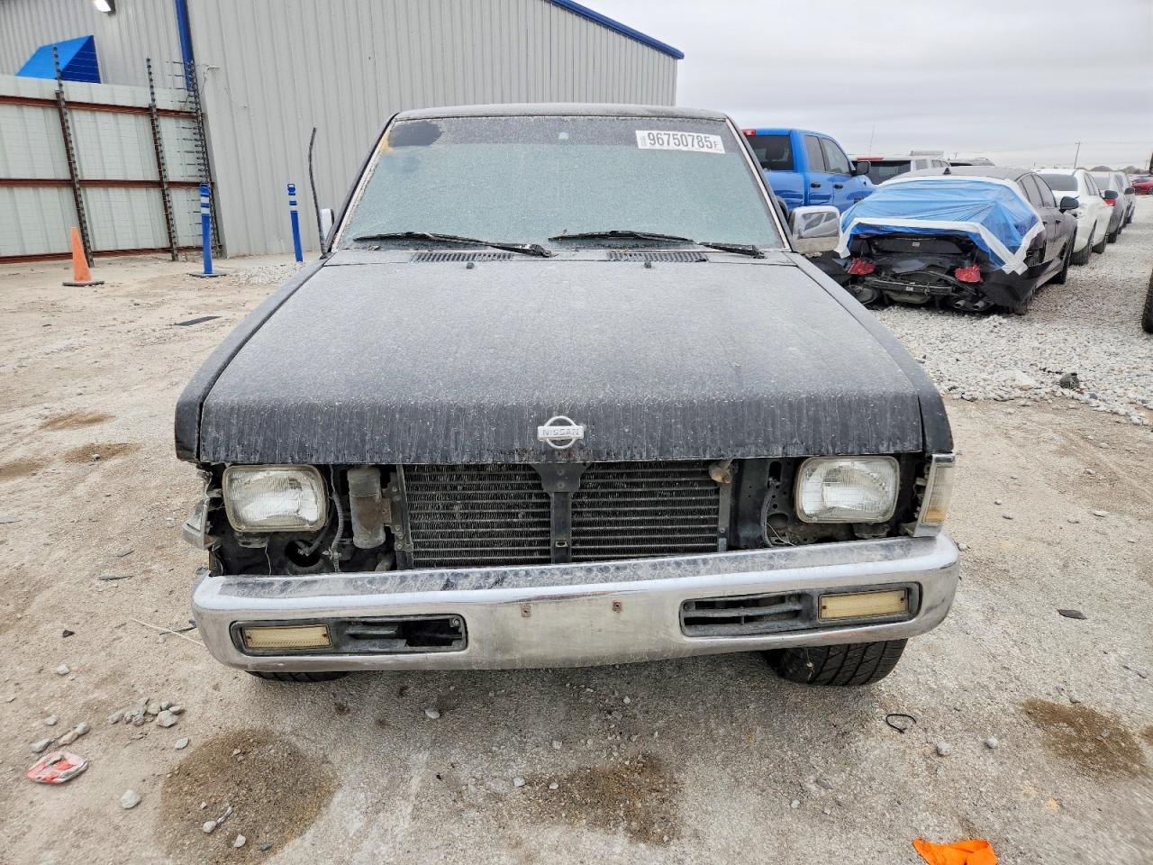 1997 NISSAN TRUCK BASE photo 5