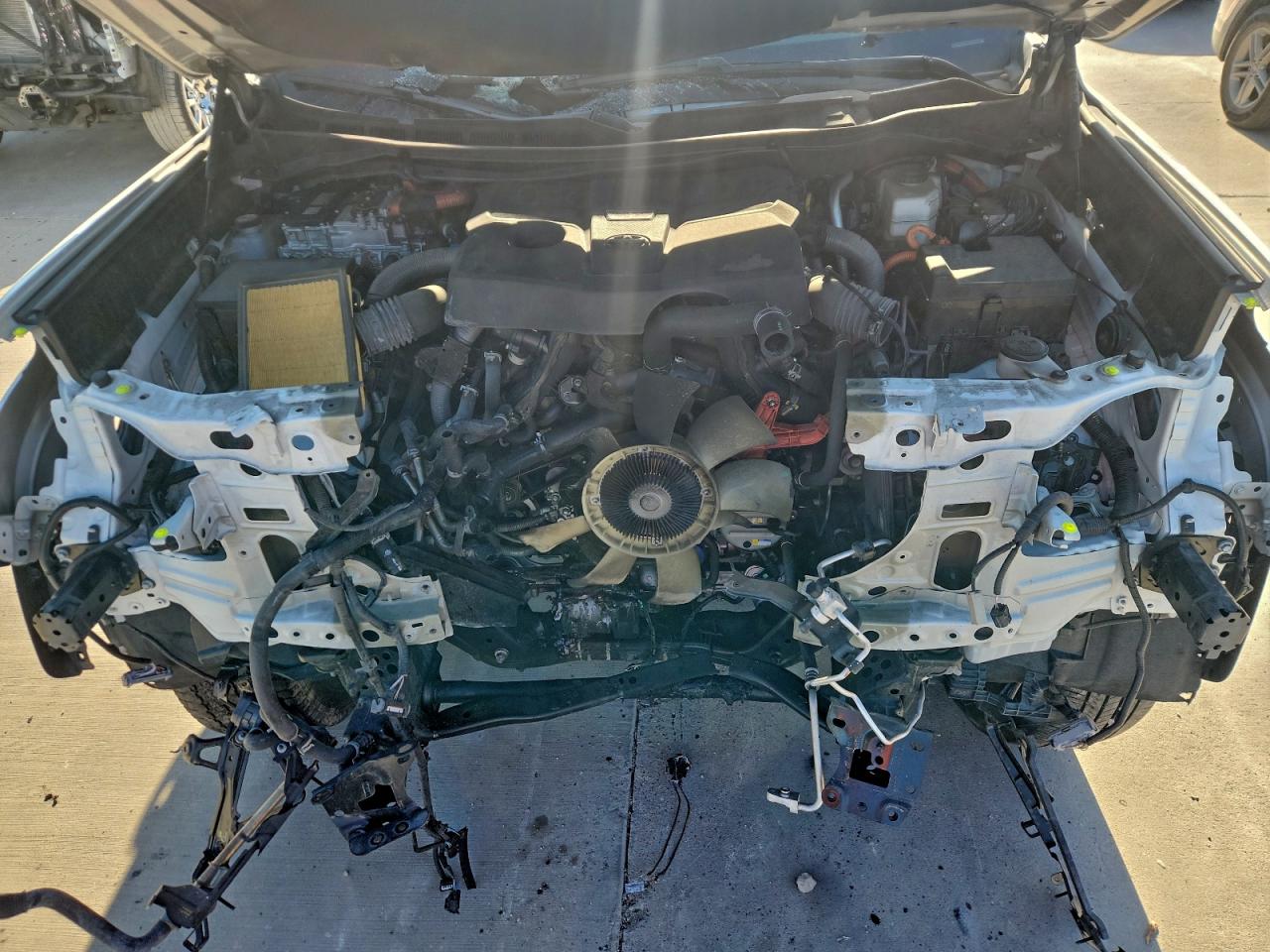 2024 TOYOTA TUNDRA CREWMAX LIMITED photo 11