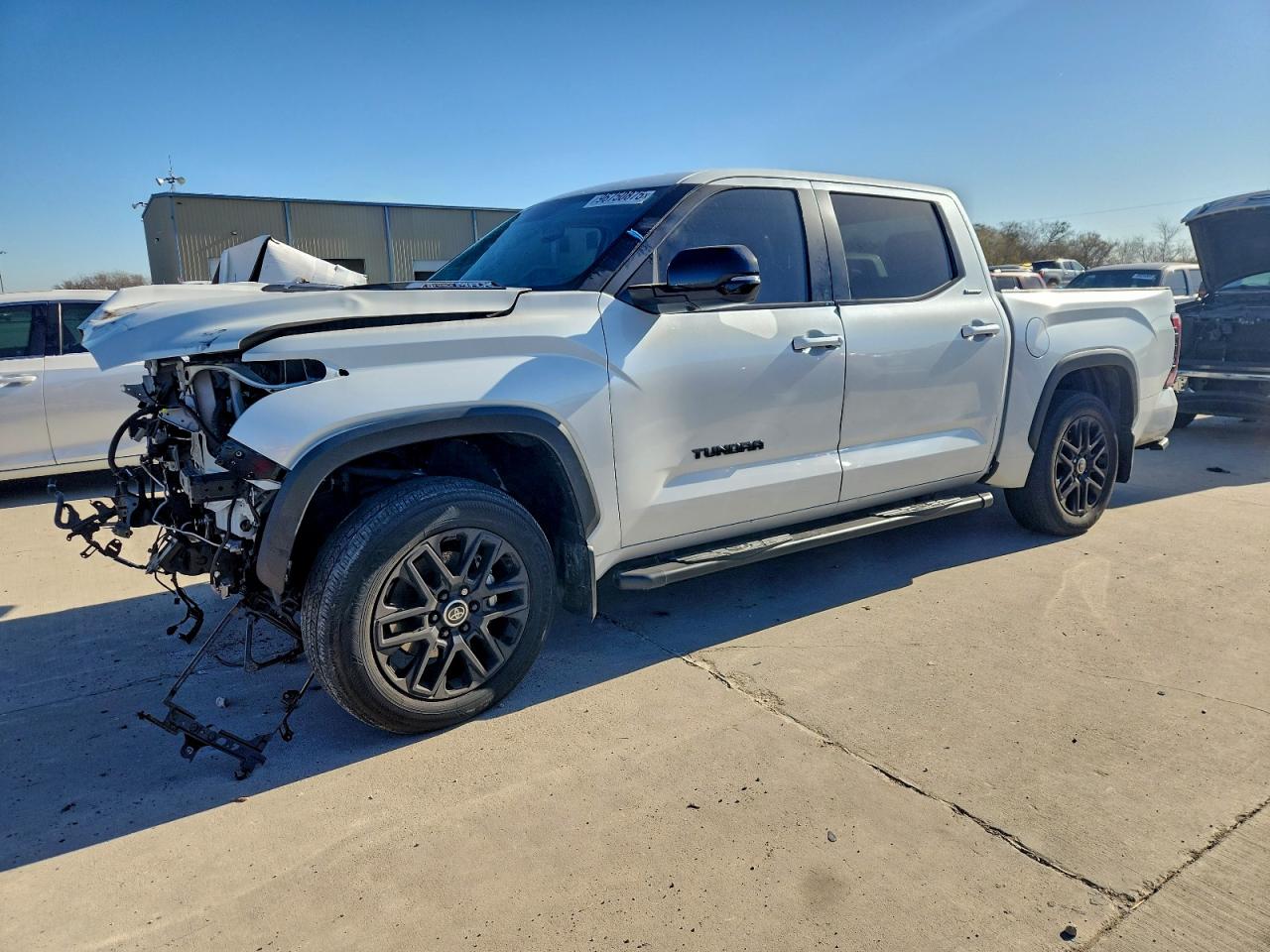 2024 TOYOTA TUNDRA