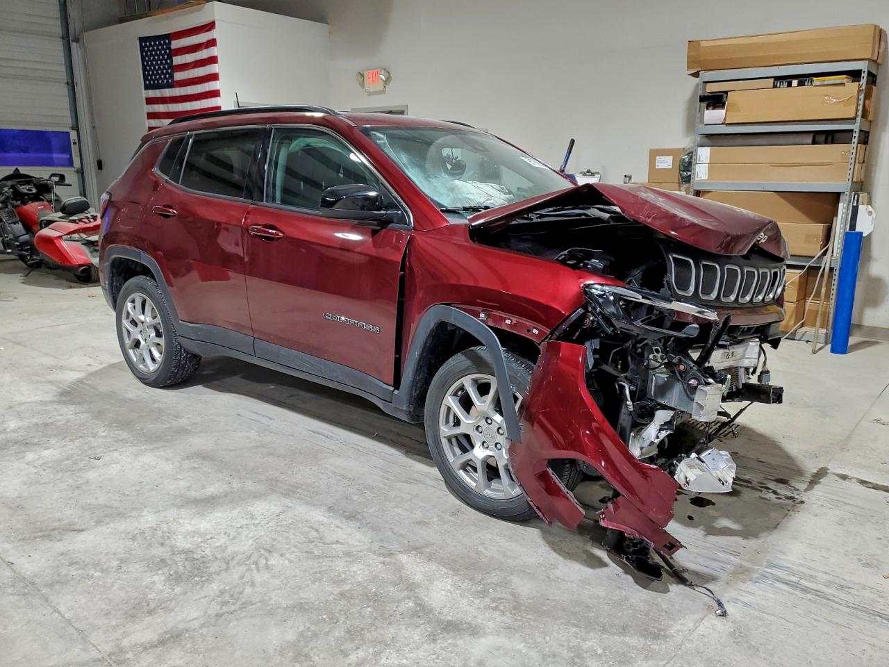 2022 JEEP COMPASS LATITUDE LUX photo 4