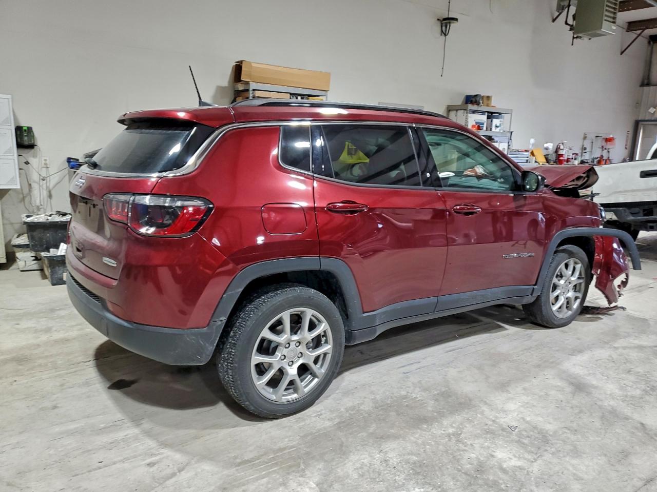 2022 JEEP COMPASS LATITUDE LUX photo 3