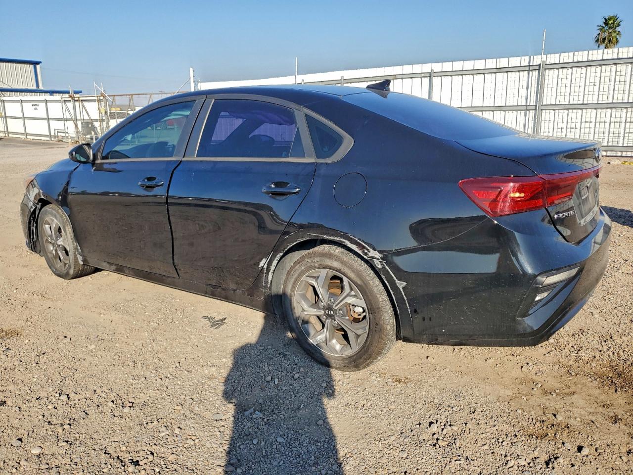 2019 KIA FORTE FE photo 2