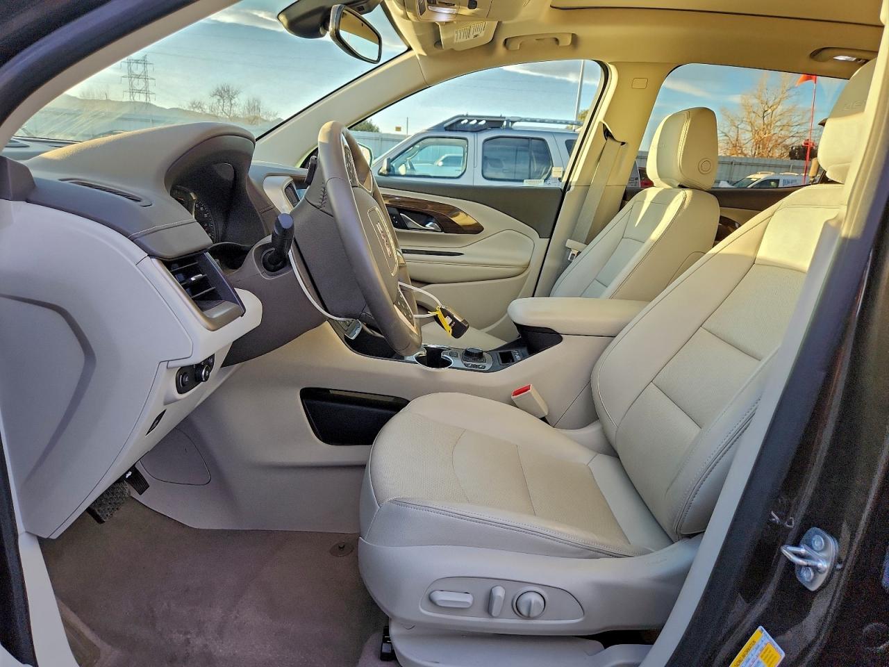 2019 GMC TERRAIN DENALI photo 7