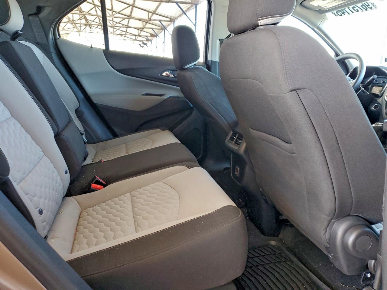 2019 CHEVROLET EQUINOX LS photo 10