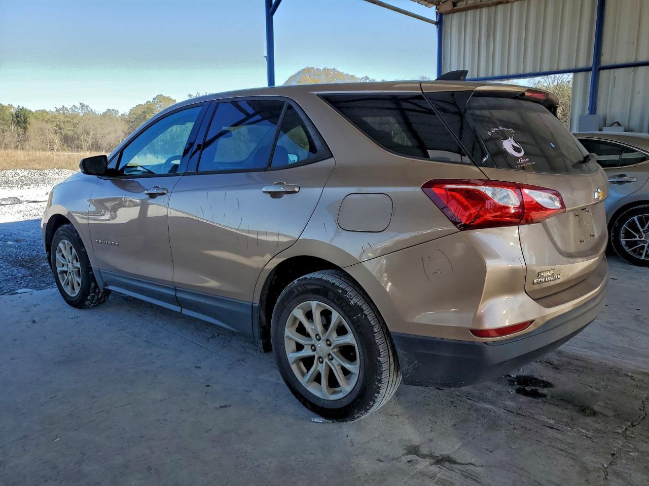 2019 CHEVROLET EQUINOX LS photo 2