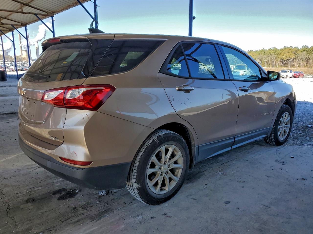 2019 CHEVROLET EQUINOX LS photo 3