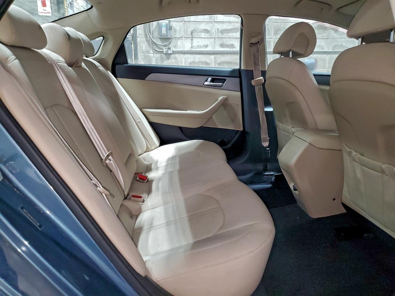 2015 HYUNDAI SONATA SE photo 10
