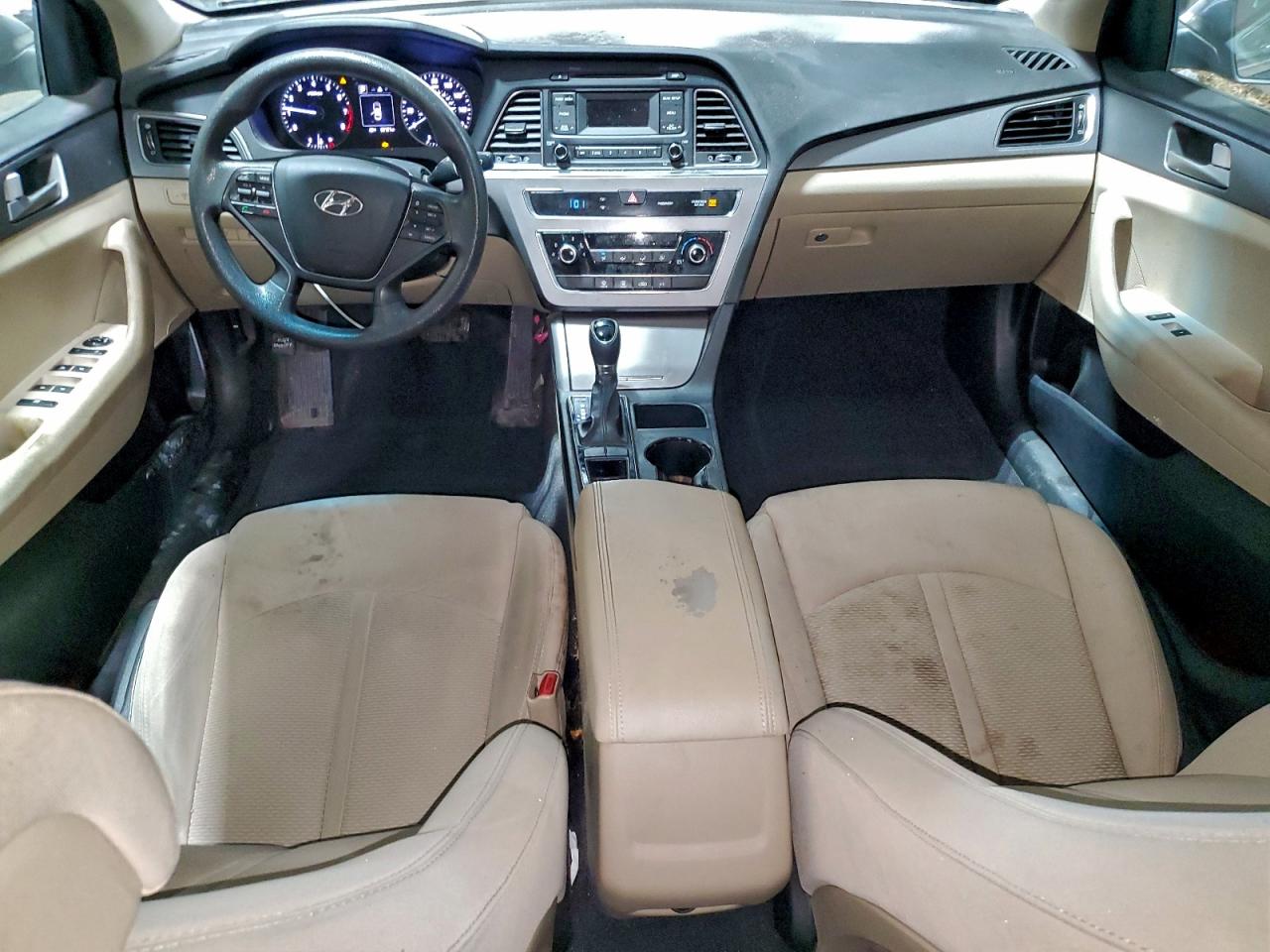 2015 HYUNDAI SONATA SE photo 8