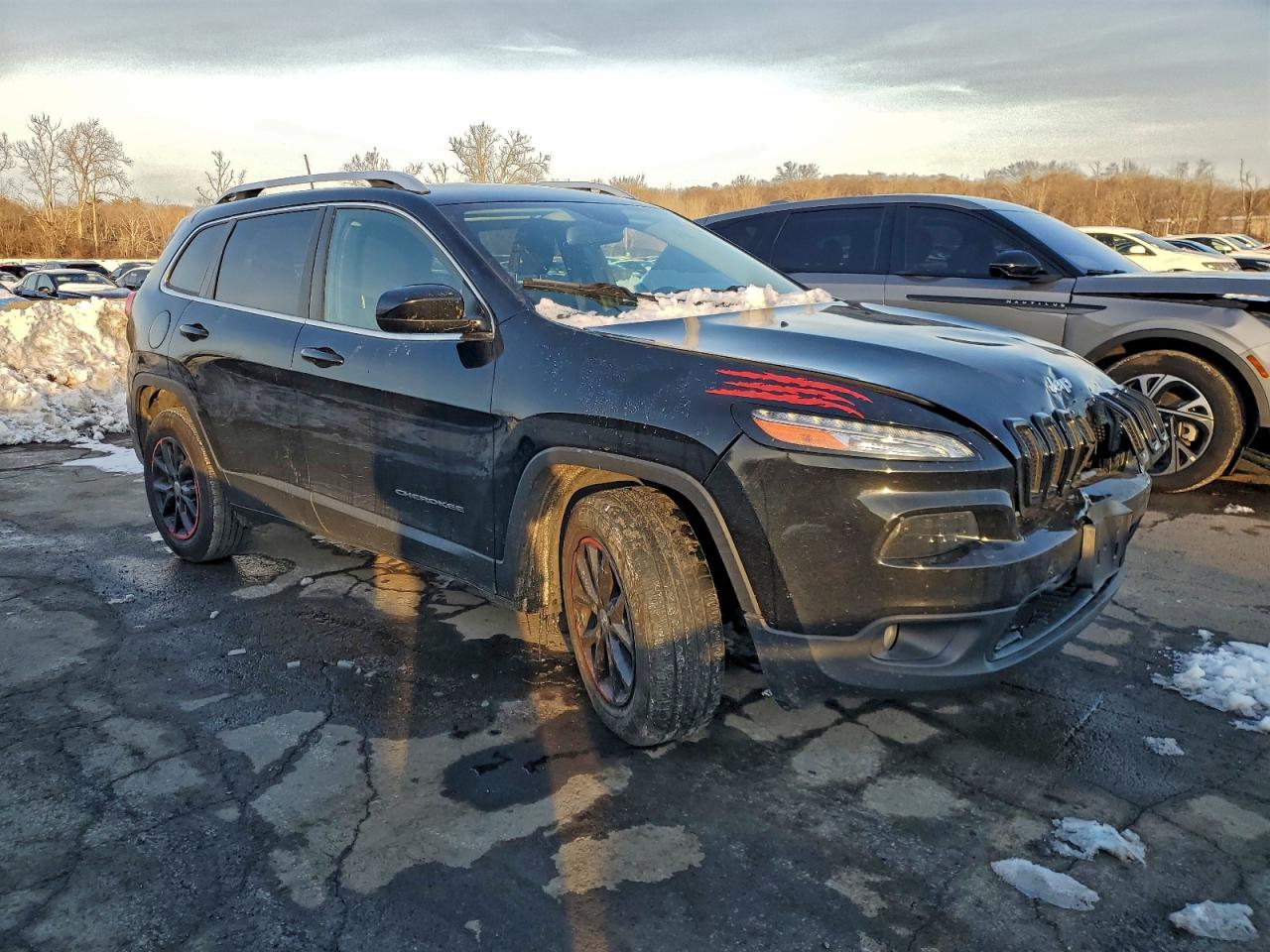 2017 JEEP CHEROKEE LATITUDE photo 4