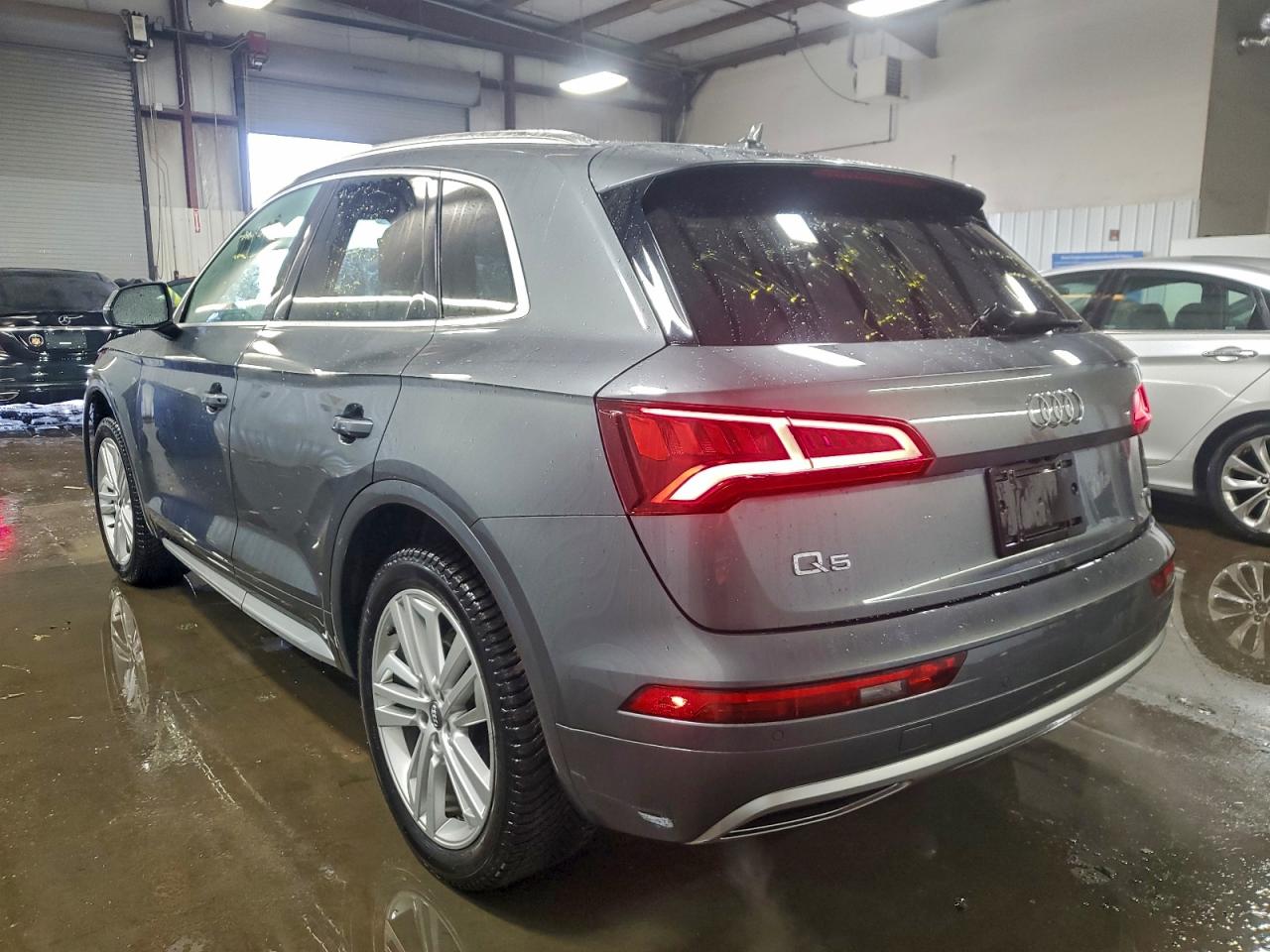 2019 AUDI Q5 PREMIUM PLUS photo 2