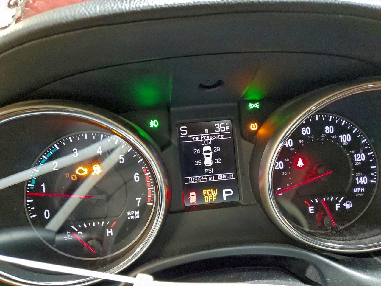 2012 JEEP GRAND CHEROKEE OVERLAND photo 9