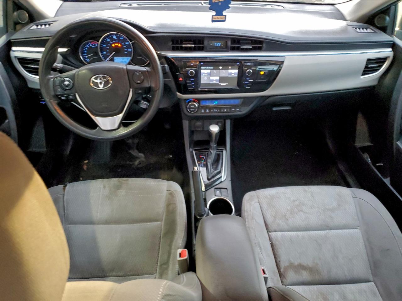 2016 TOYOTA COROLLA L photo 8