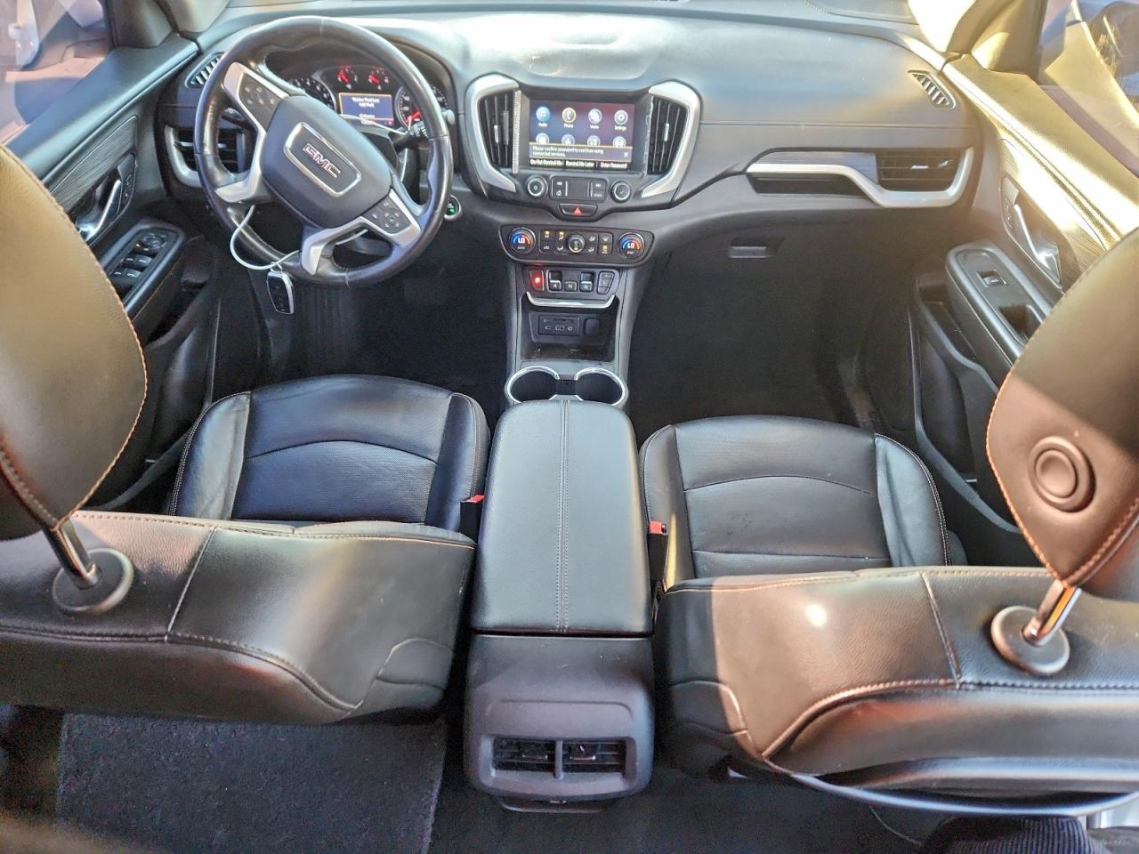 2020 GMC TERRAIN SLT photo 8