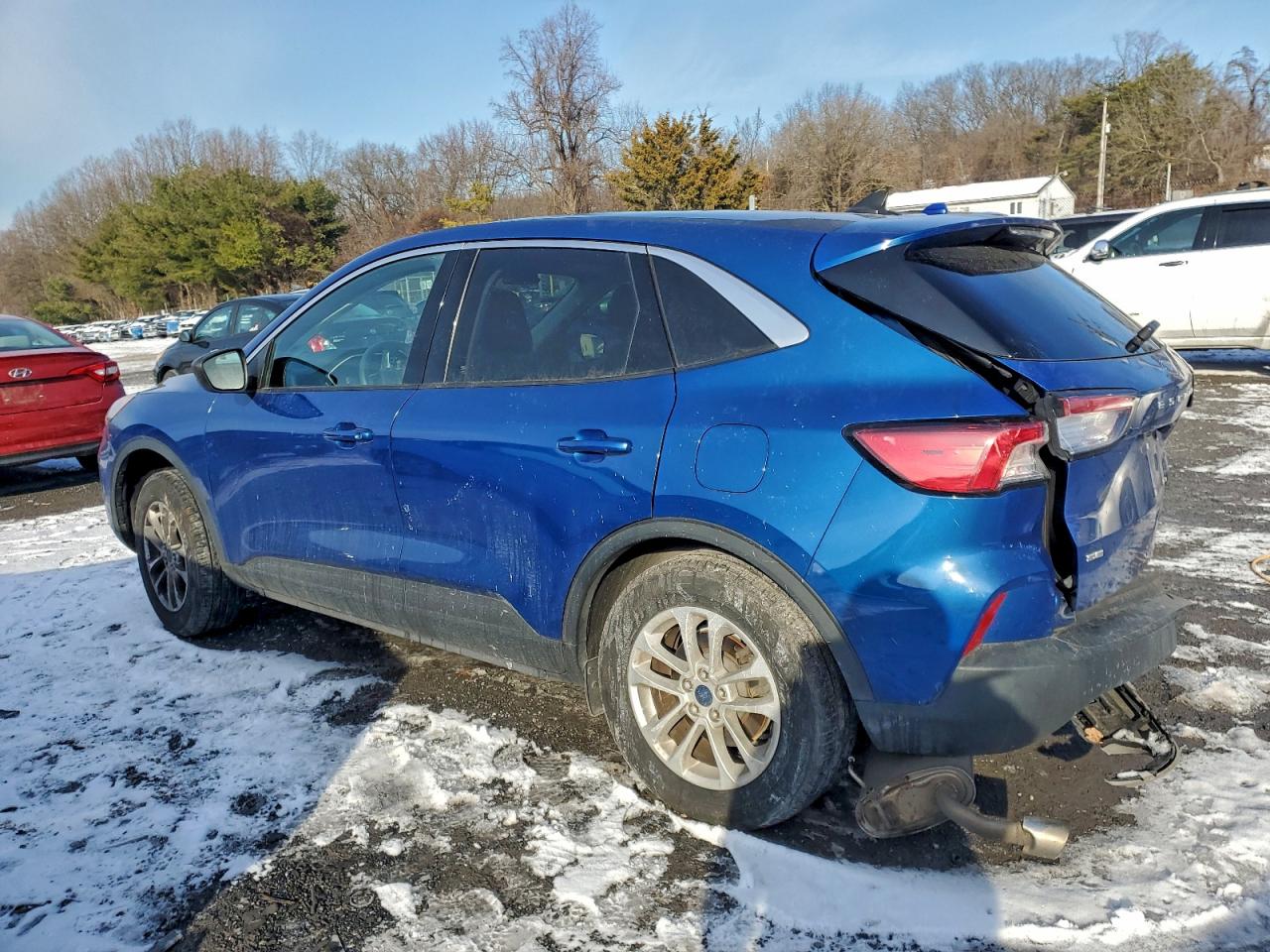 2022 FORD ESCAPE SE photo 2