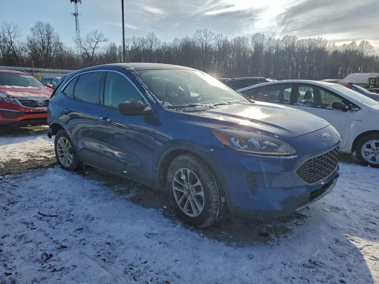 2022 FORD ESCAPE SE photo 4