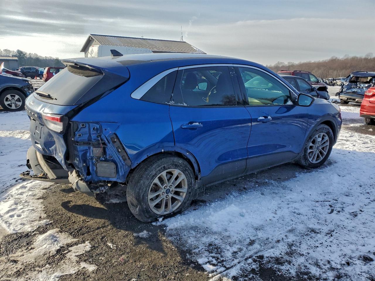 2022 FORD ESCAPE SE photo 3