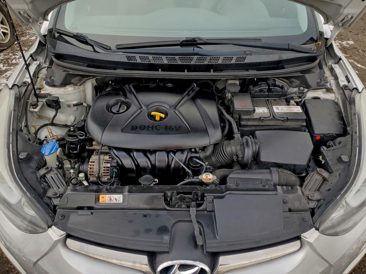 2015 HYUNDAI ELANTRA SE photo 11