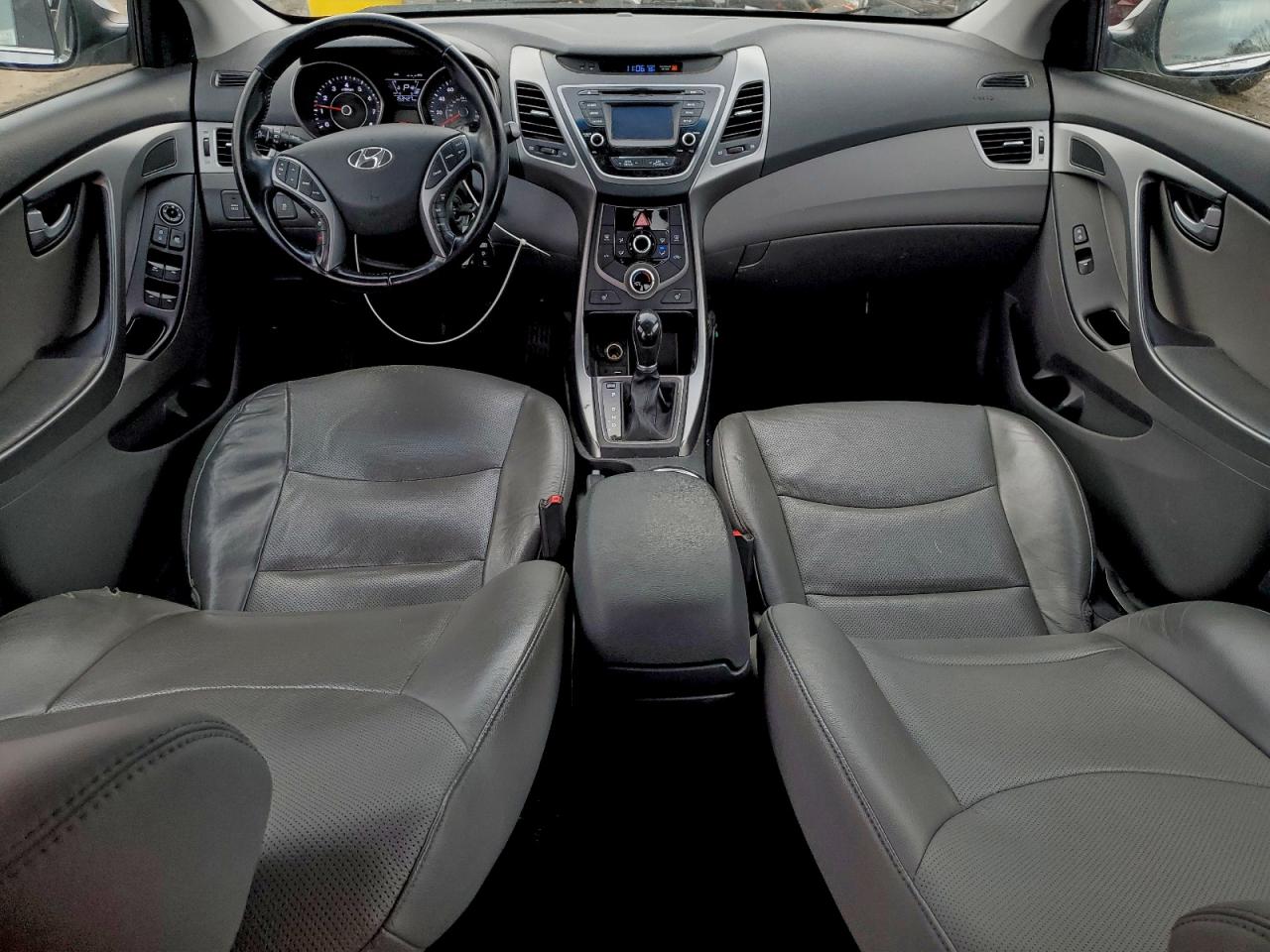 2015 HYUNDAI ELANTRA SE photo 8