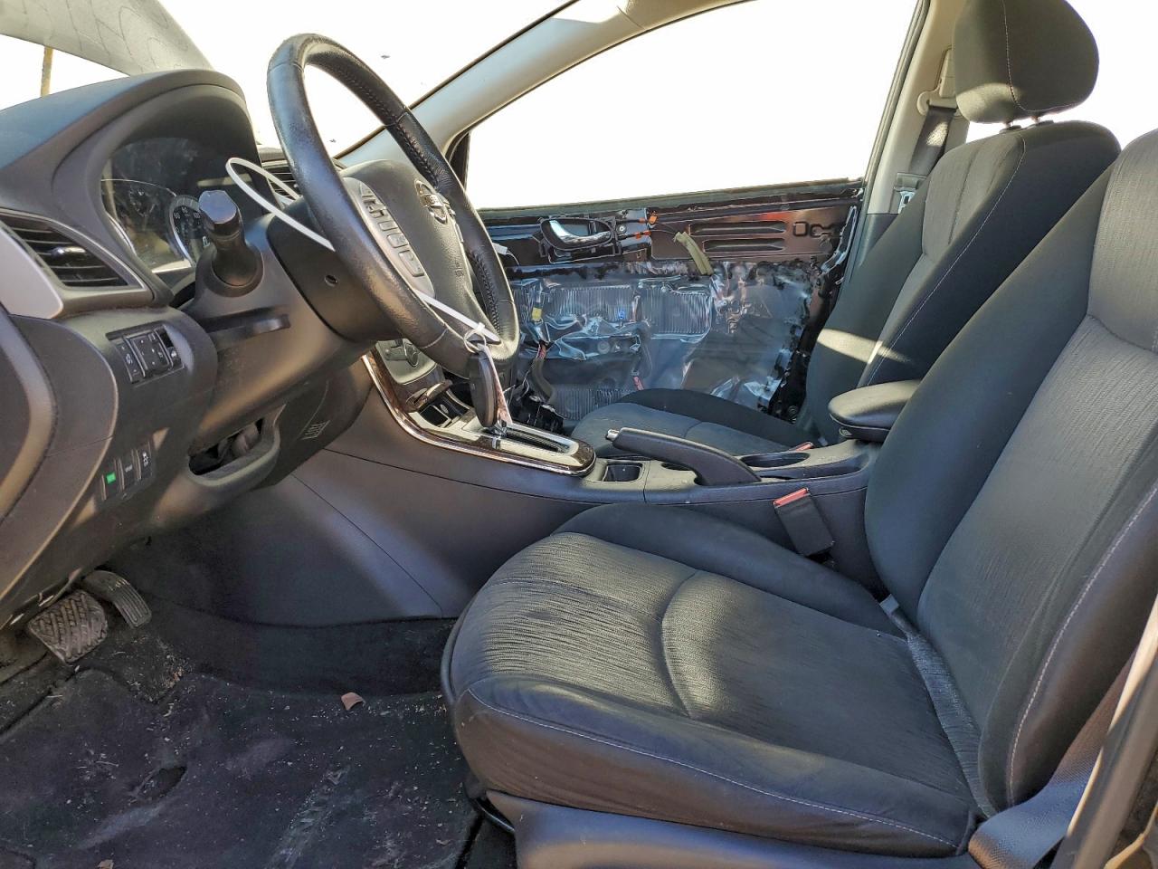 2014 NISSAN SENTRA S photo 7