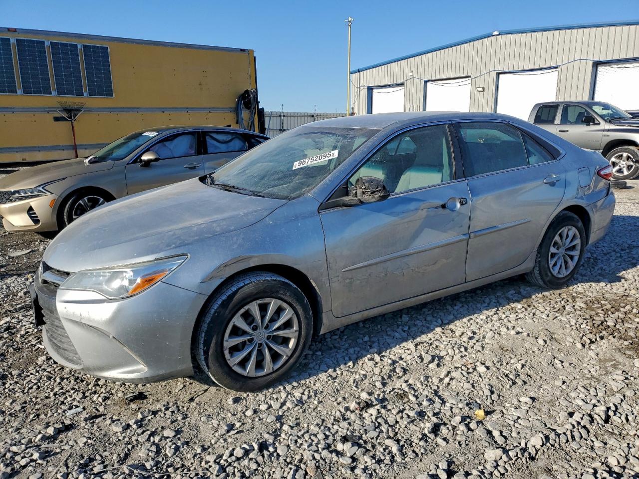 2017 TOYOTA CAMRY