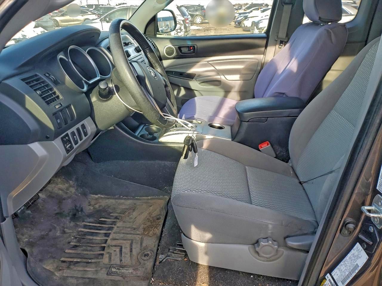2012 TOYOTA TACOMA photo 7