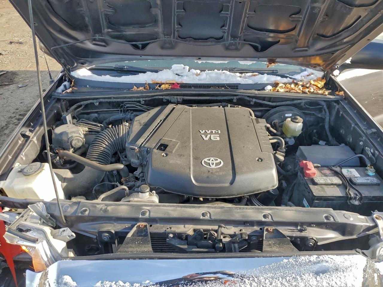 2012 TOYOTA TACOMA photo 11