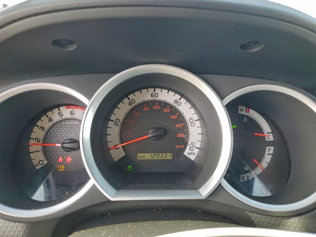 2012 TOYOTA TACOMA photo 9